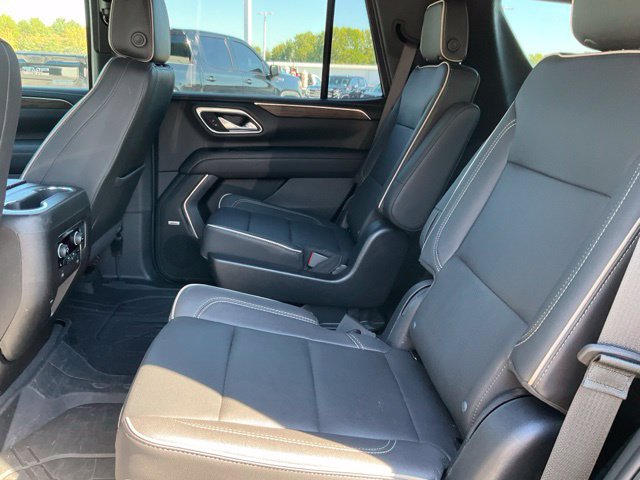 Used 2023 Chevrolet Tahoe Premier RWD image 17