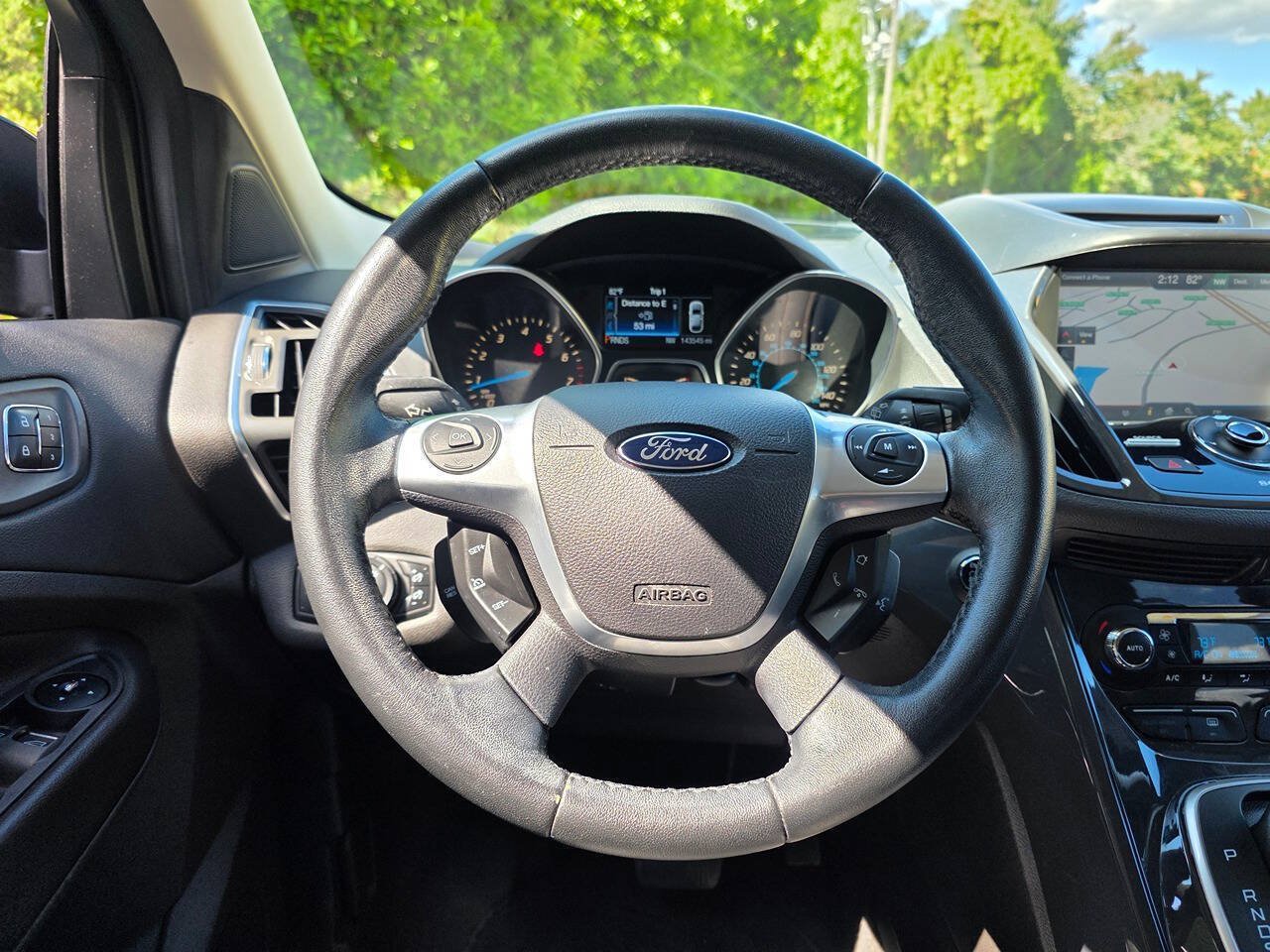 Used 2013 Ford Escape Titanium w/ Parking Technology Pkg AWD/4WD image 21