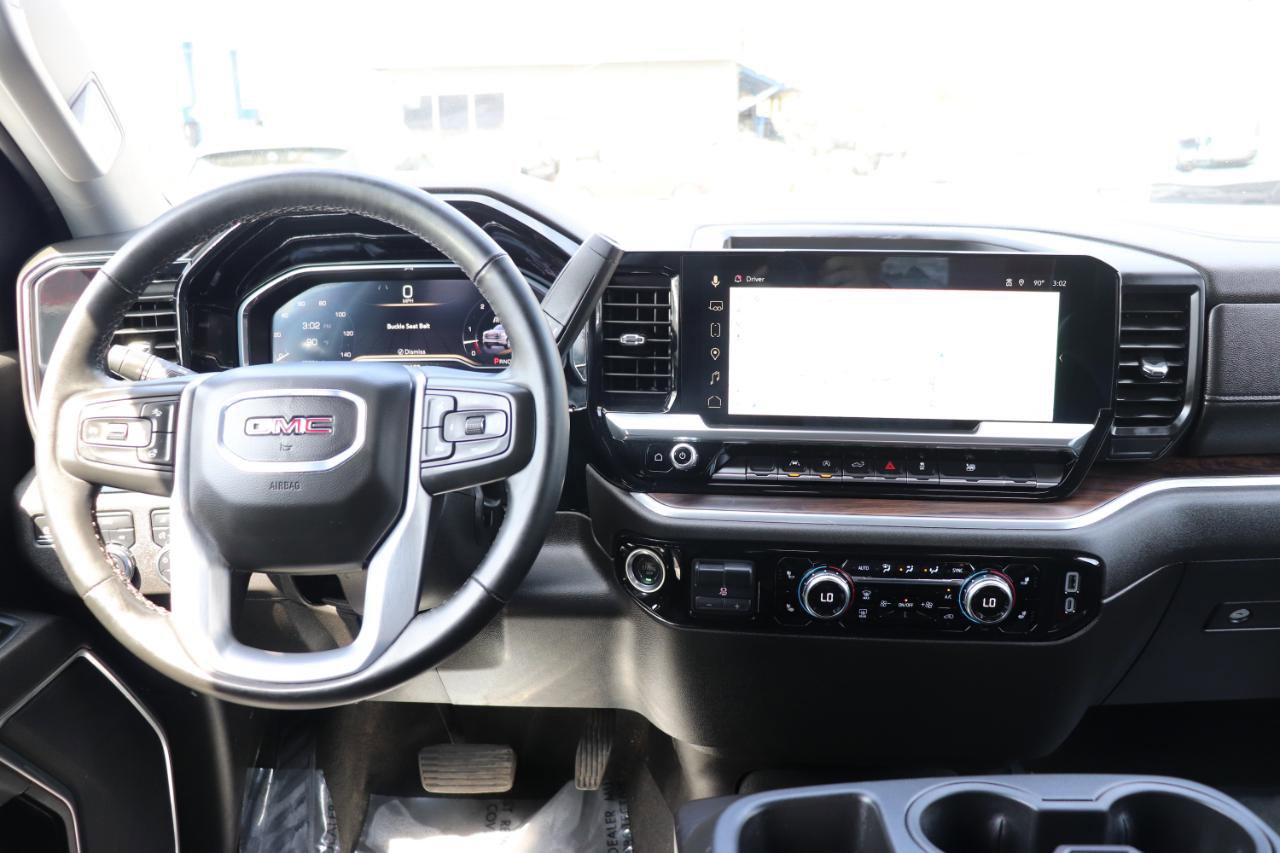 Used 2025 GMC Sierra 1500 SLT AWD/4WD image 17