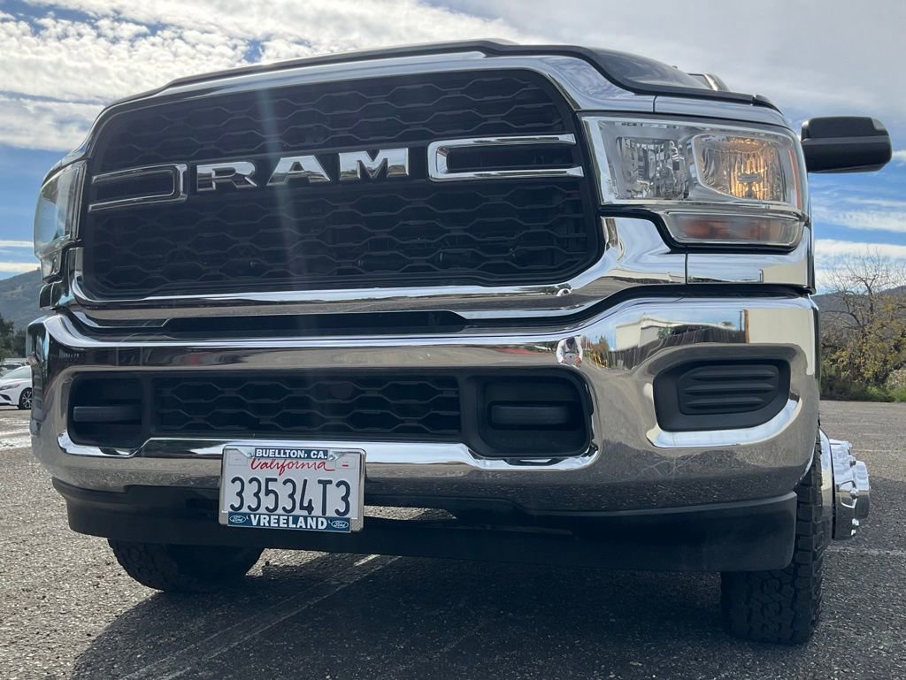 Used 2019 RAM 3500 Tradesman w/ Chrome Appearance Group image 69