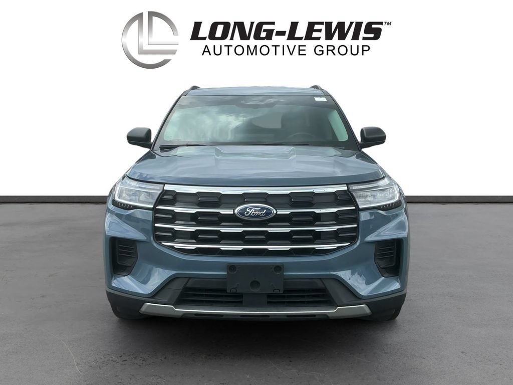 Used 2025 Ford Explorer Active RWD image 11