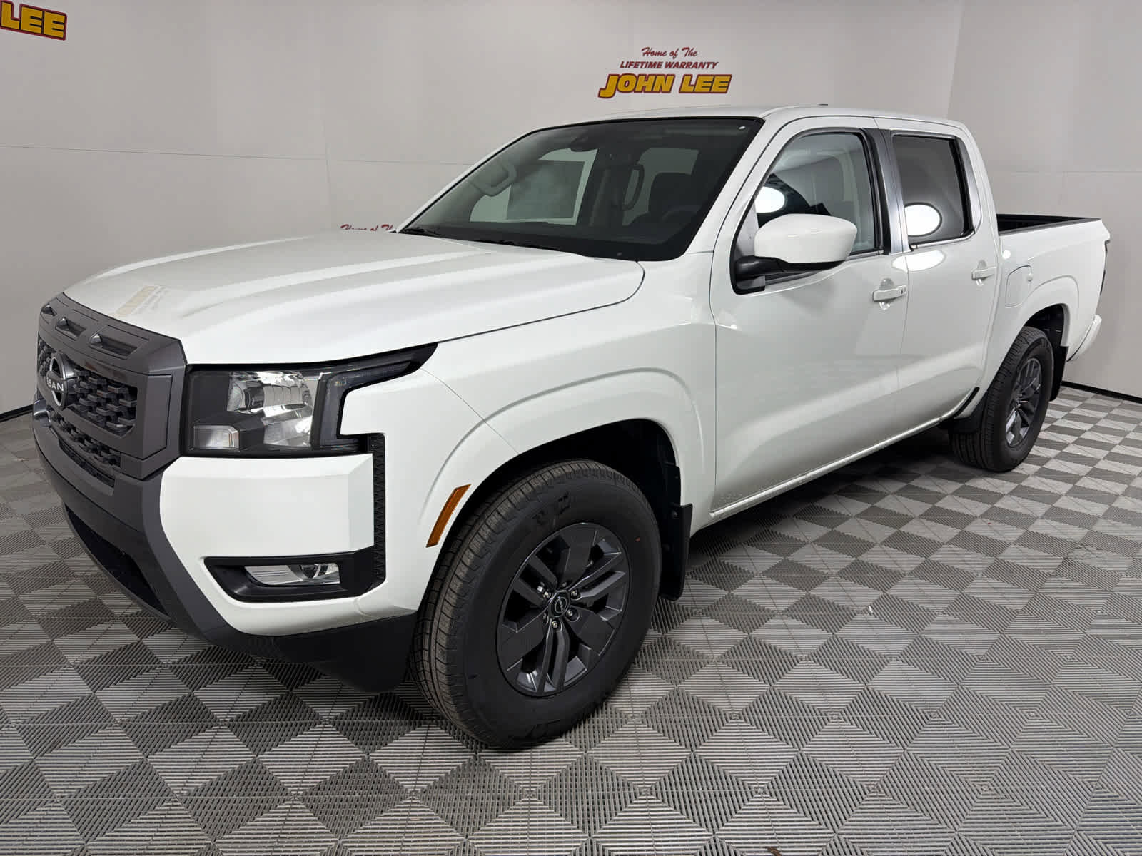 New 2025 Nissan Frontier SV w/ SV Convenience Package