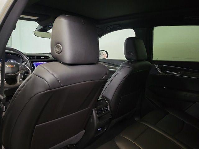 Certified 2023 Cadillac XT5 Sportv w/ Technology Package AWD/4WD image 13