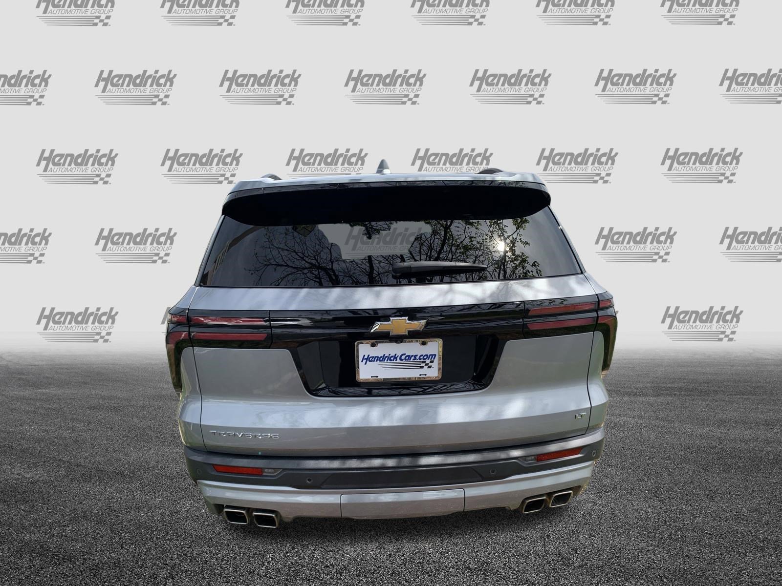 Used 2024 Chevrolet Traverse LT image 9