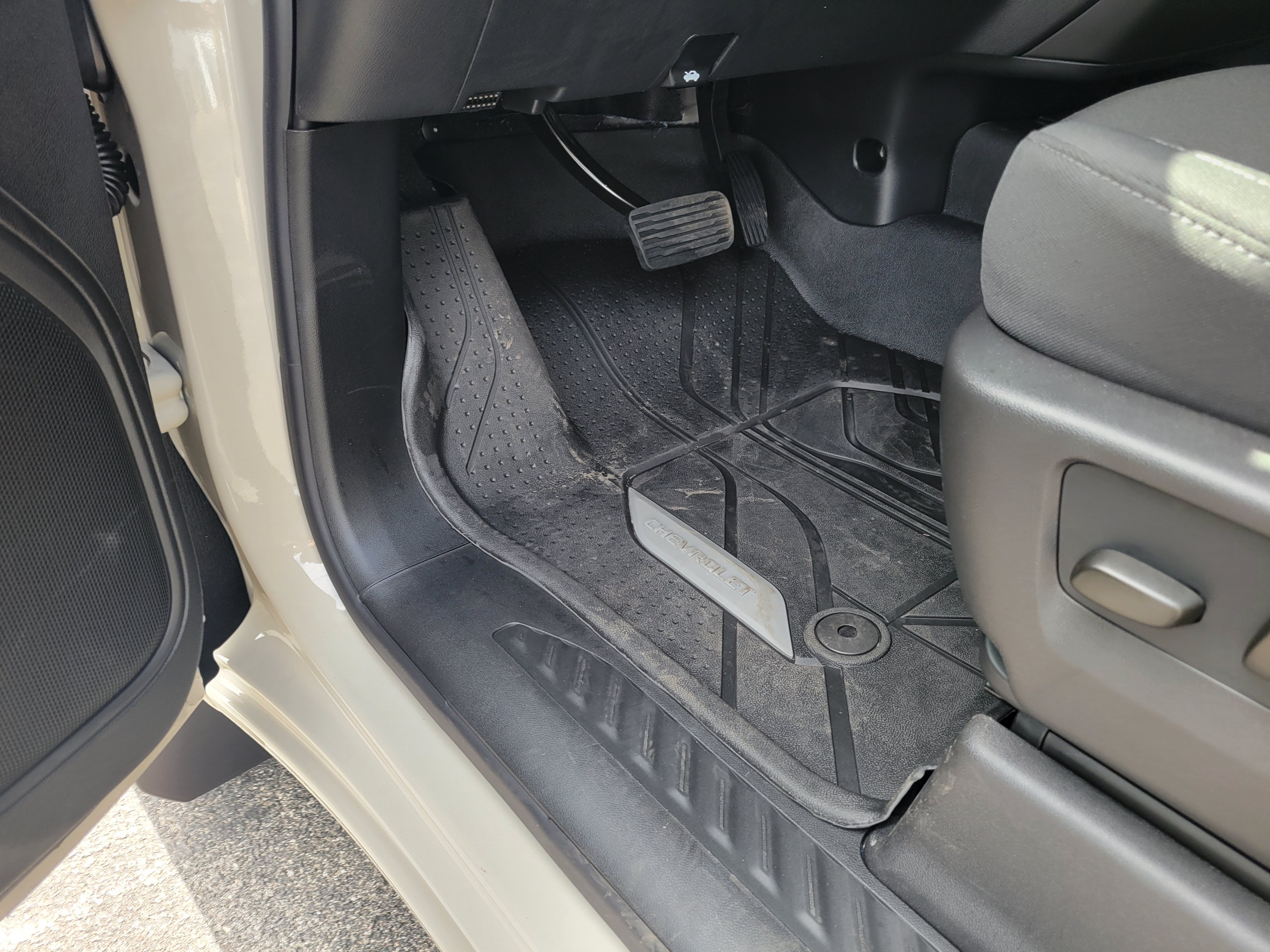 New 2026 Chevrolet Silverado 1500 Custom AWD/4WD image 25
