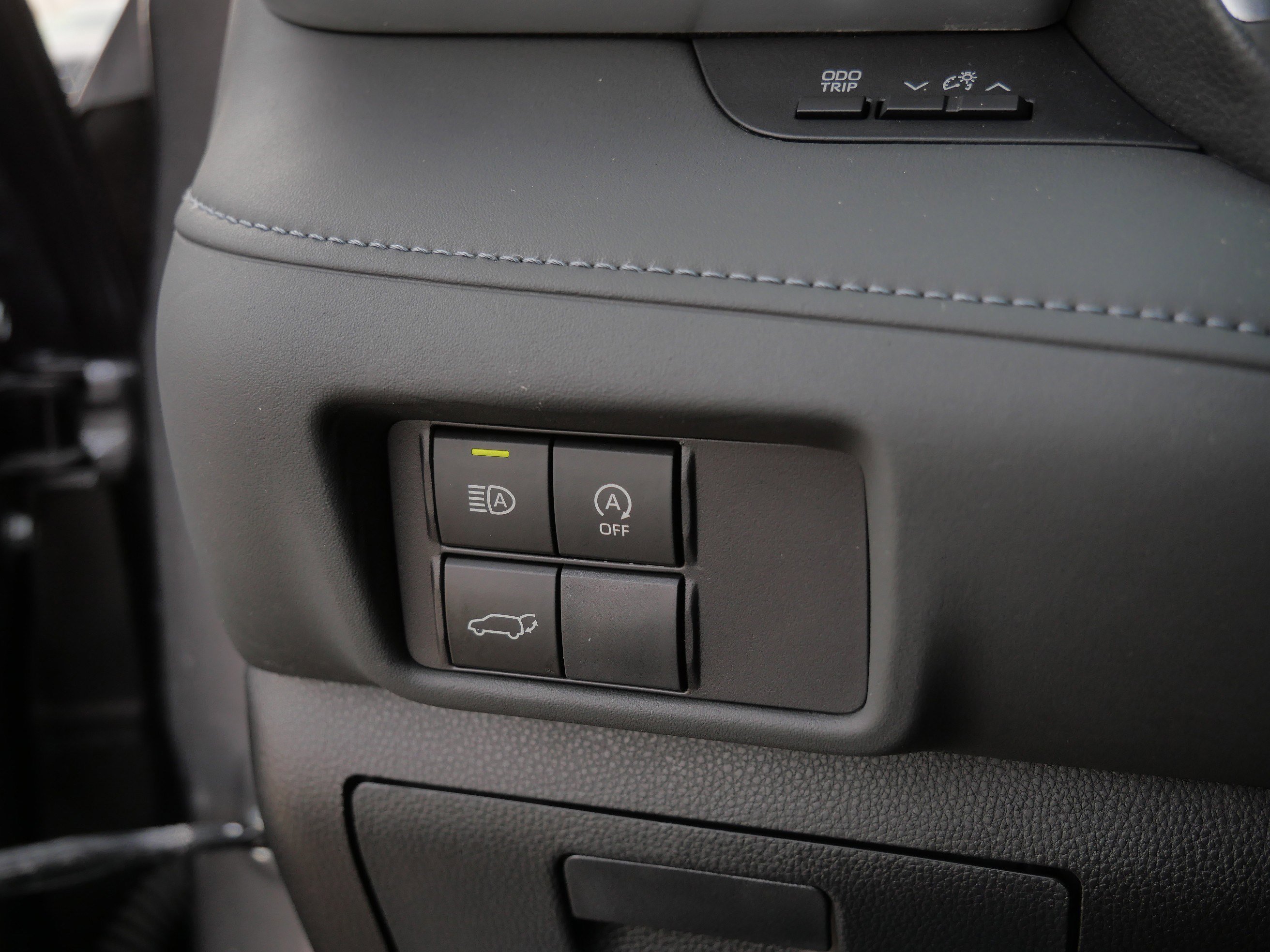 Certified 2024 Toyota Highlander XLE image 27