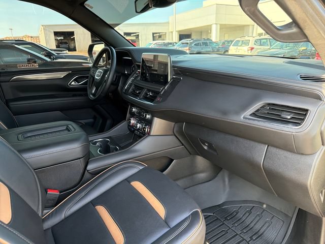 Used 2024 GMC Yukon AT4 w/ Technology Package AWD/4WD image 24