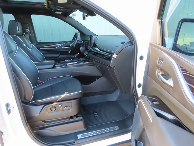 Used 2022 Cadillac Escalade ESV Sport image 23