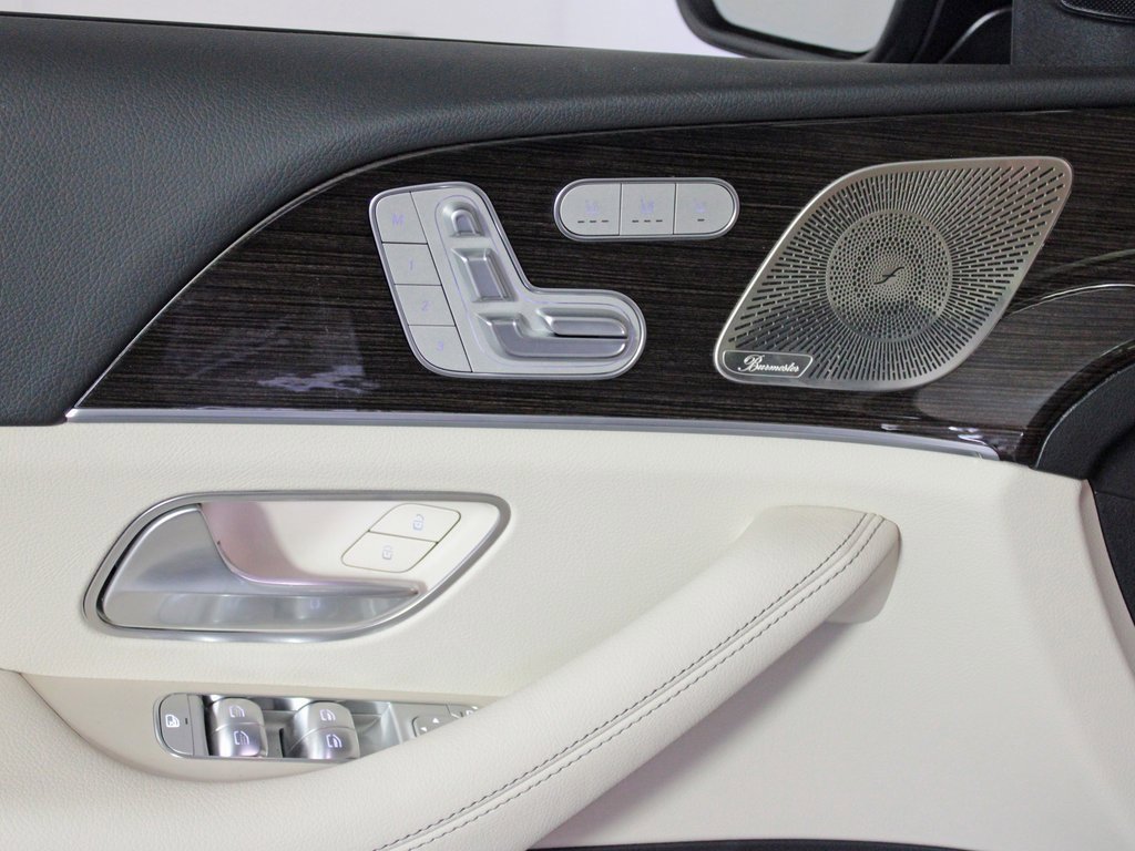 New 2026 Mercedes-Benz GLS 450 4MATIC image 12