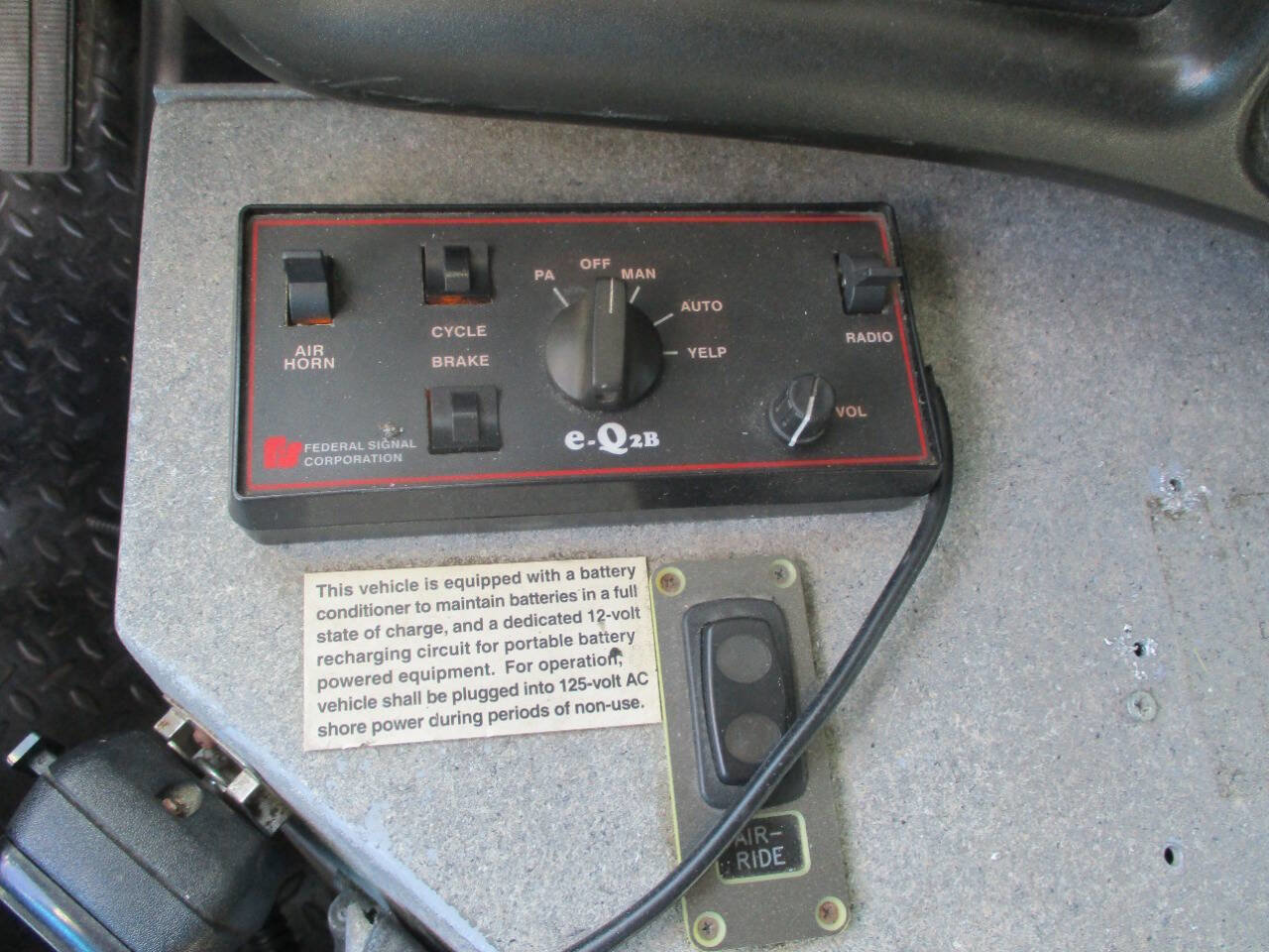 Used 2009 Chevrolet Kodiak C4500 2WD Regular Cab image 12