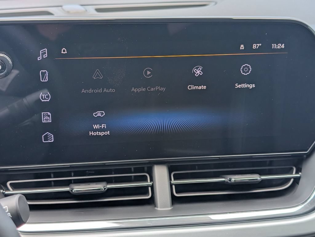 New 2026 Chevrolet Trax LT w/ Sunroof Package FWD image 23