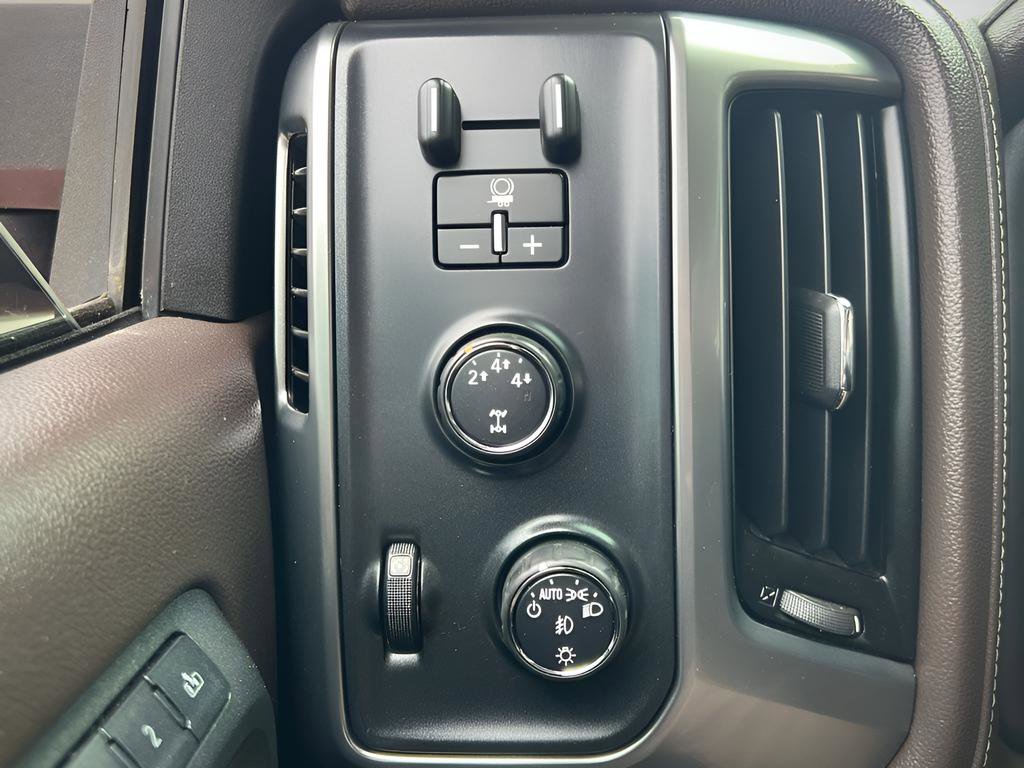 Used 2016 Chevrolet Silverado 2500 LTZ w/ Duramax Plus Package image 47