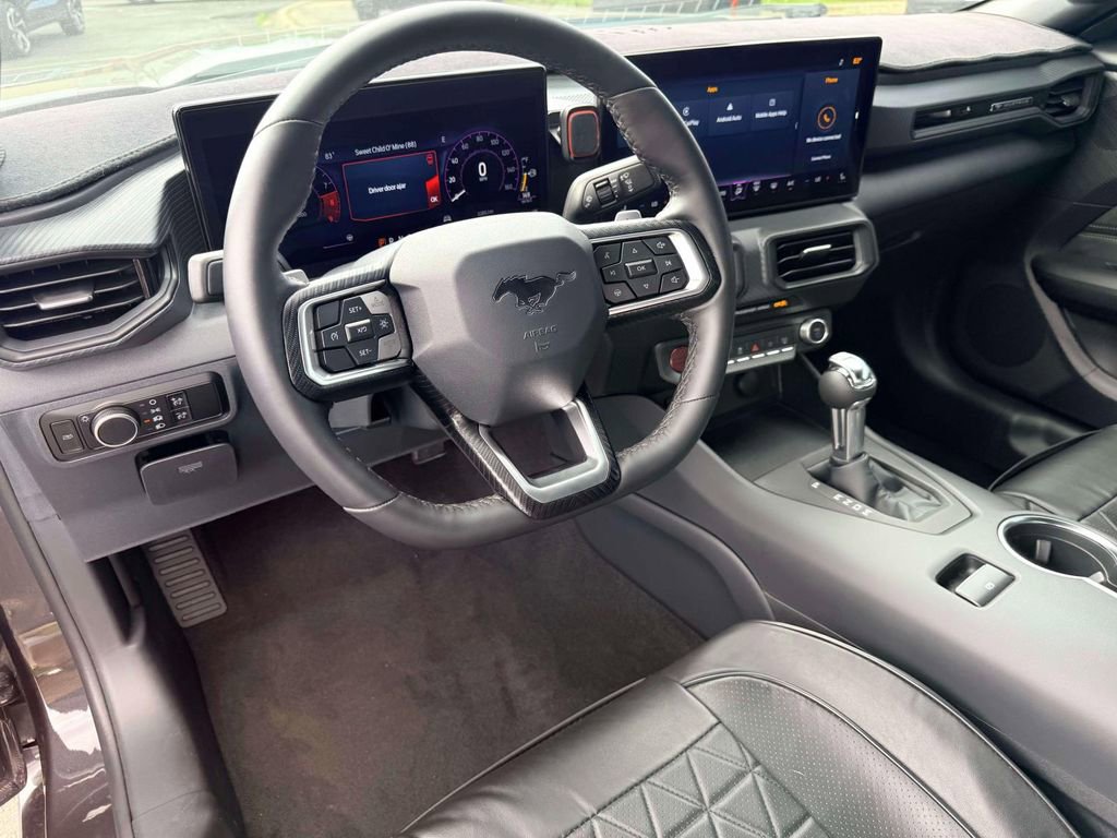 Used 2024 Ford Mustang GT RWD image 15