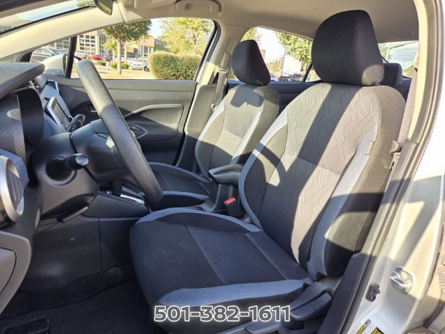 Used 2025 Nissan Versa SV FWD image 7