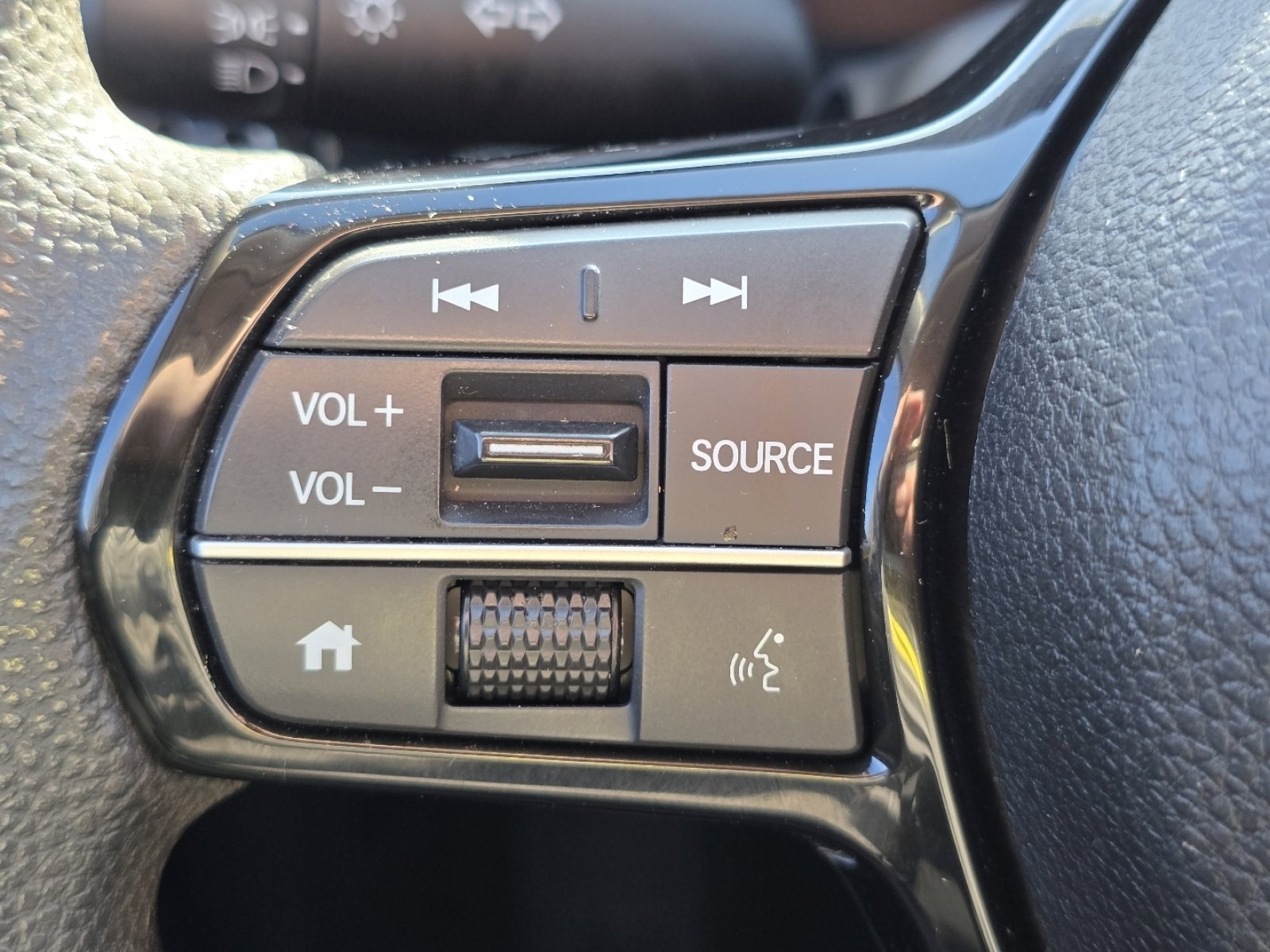 Certified 2023 Honda Civic LX image 31