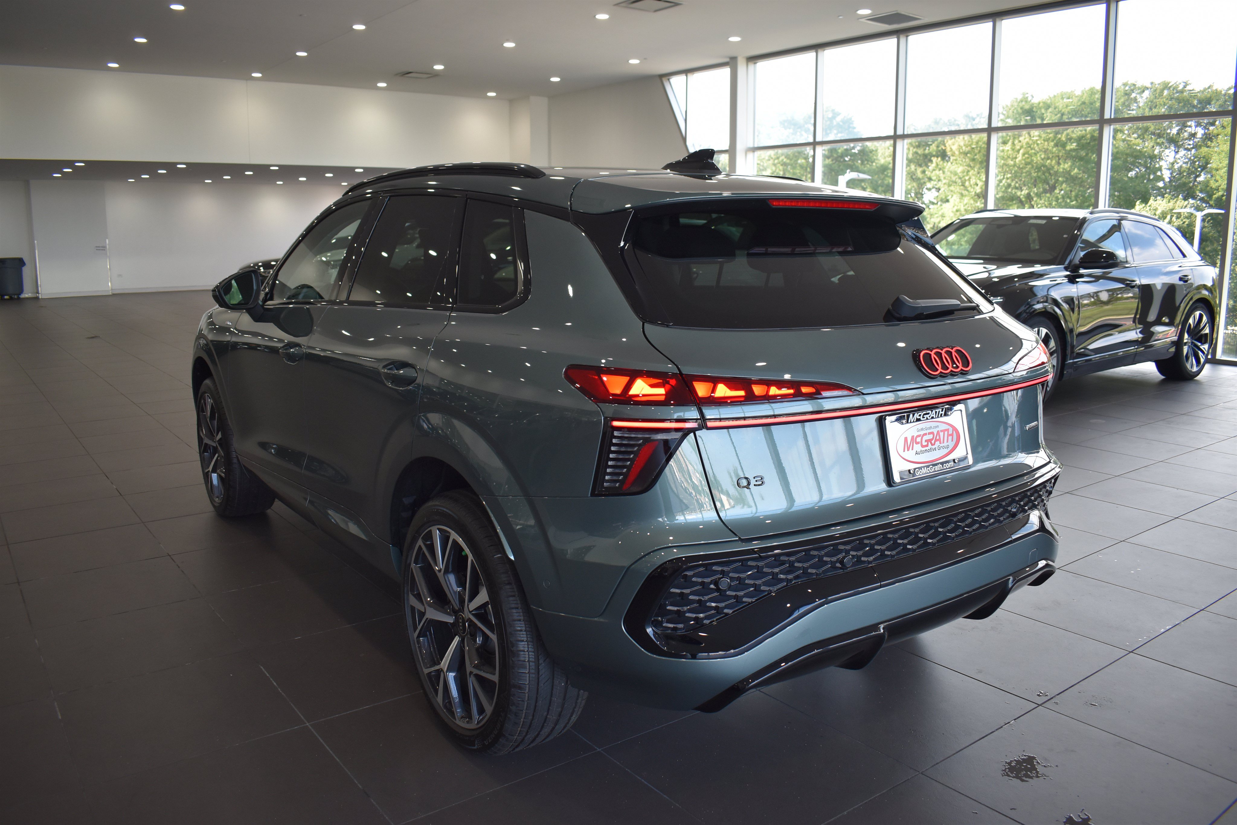 New 2026 Audi Q3 quattro 2.0T AWD/4WD image 5