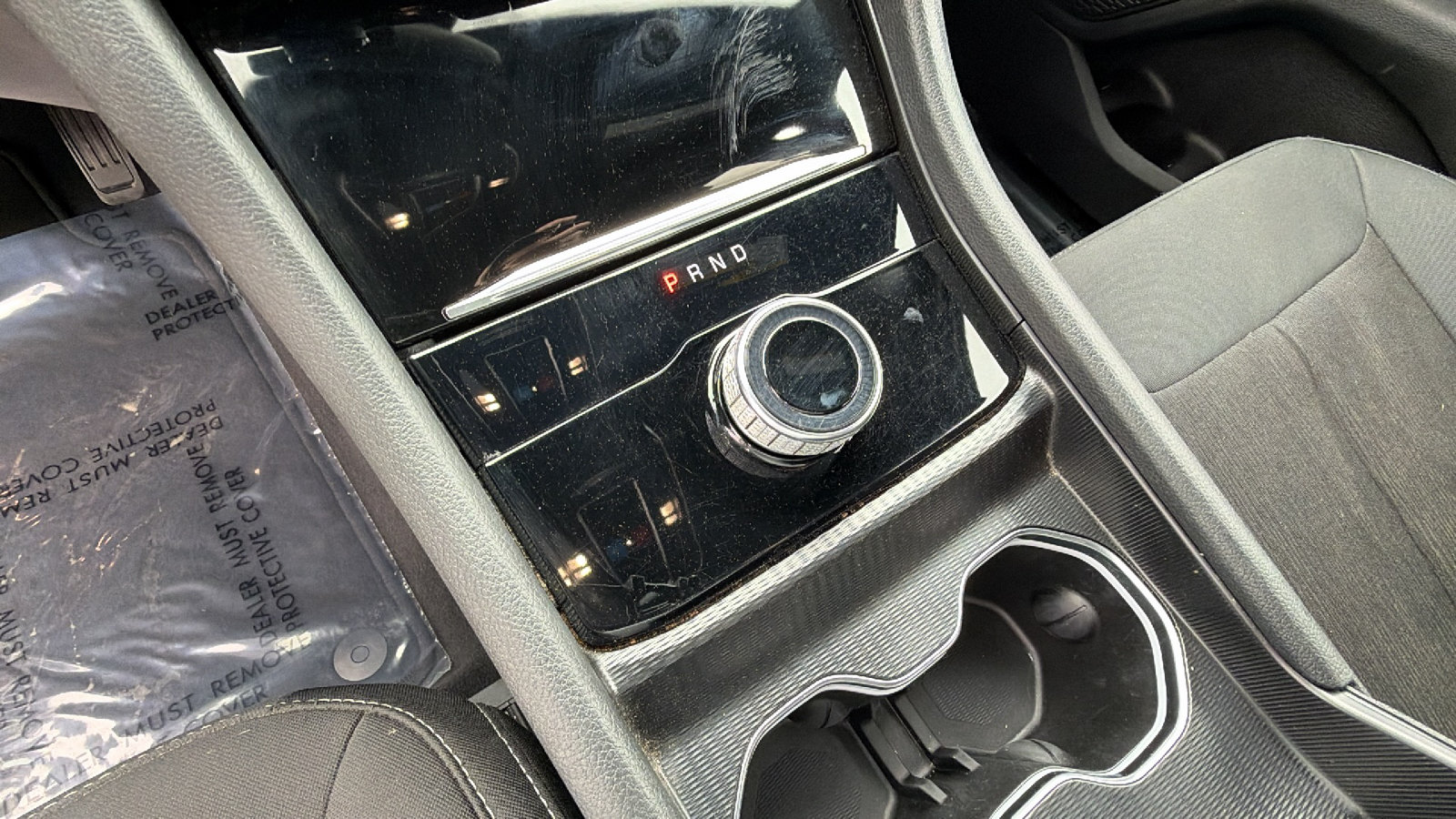 Certified 2024 Jeep Grand Cherokee Laredo AWD/4WD image 30