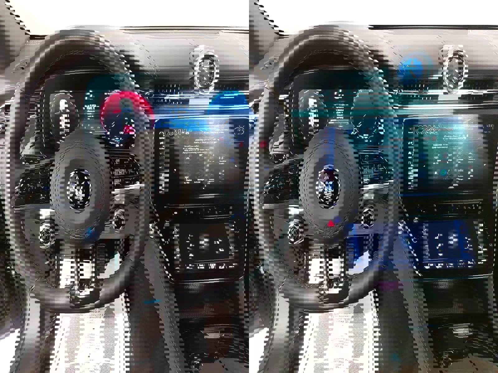 Used 2023 Maserati Grecale GT image 9