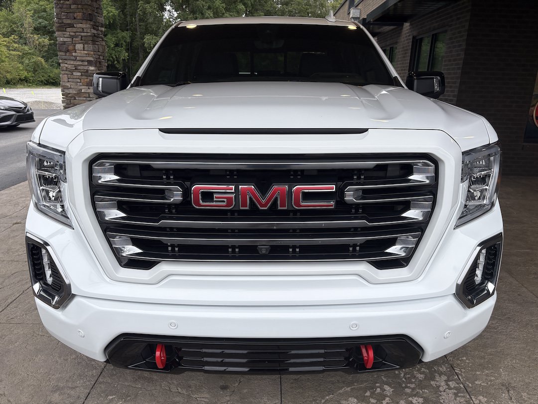 Used 2020 GMC Sierra 1500 AT4 w/ AT4 Premium Package AWD/4WD image 3