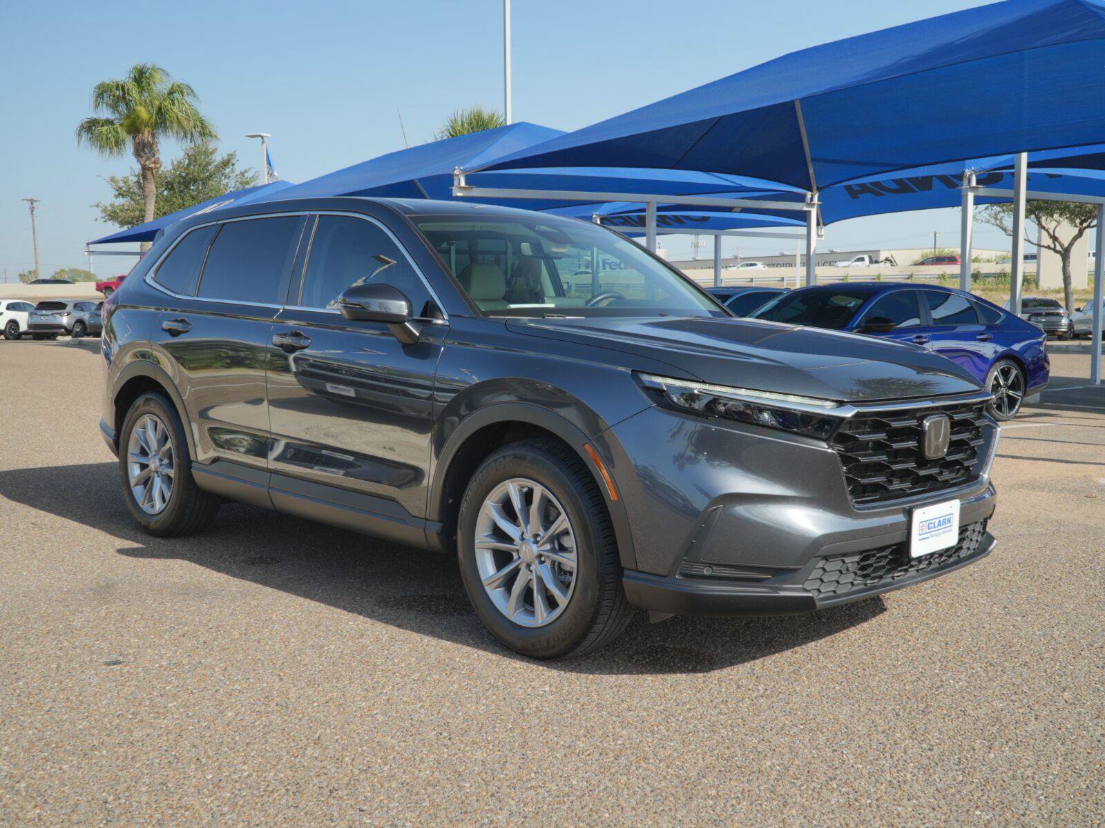 Used 2025 Honda CR-V EX-L image 3
