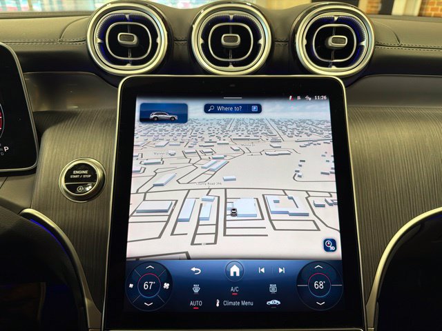 Used 2025 Mercedes-Benz GLC 300 4MATIC image 19