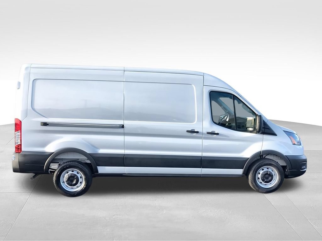 New 2026 Ford Transit 250 148 Medium Roof RWD image 9