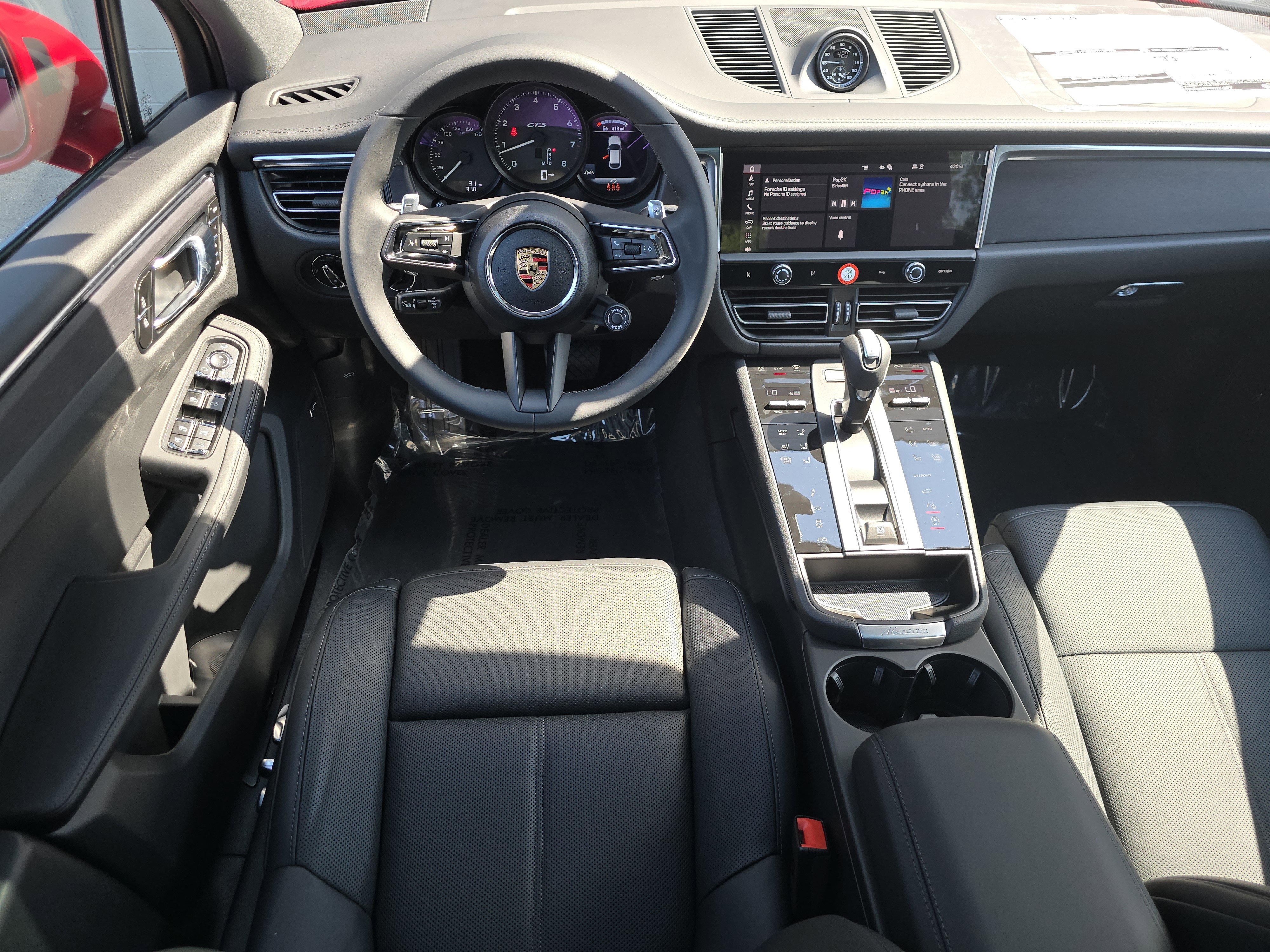 New 2025 Porsche Macan GTS image 25