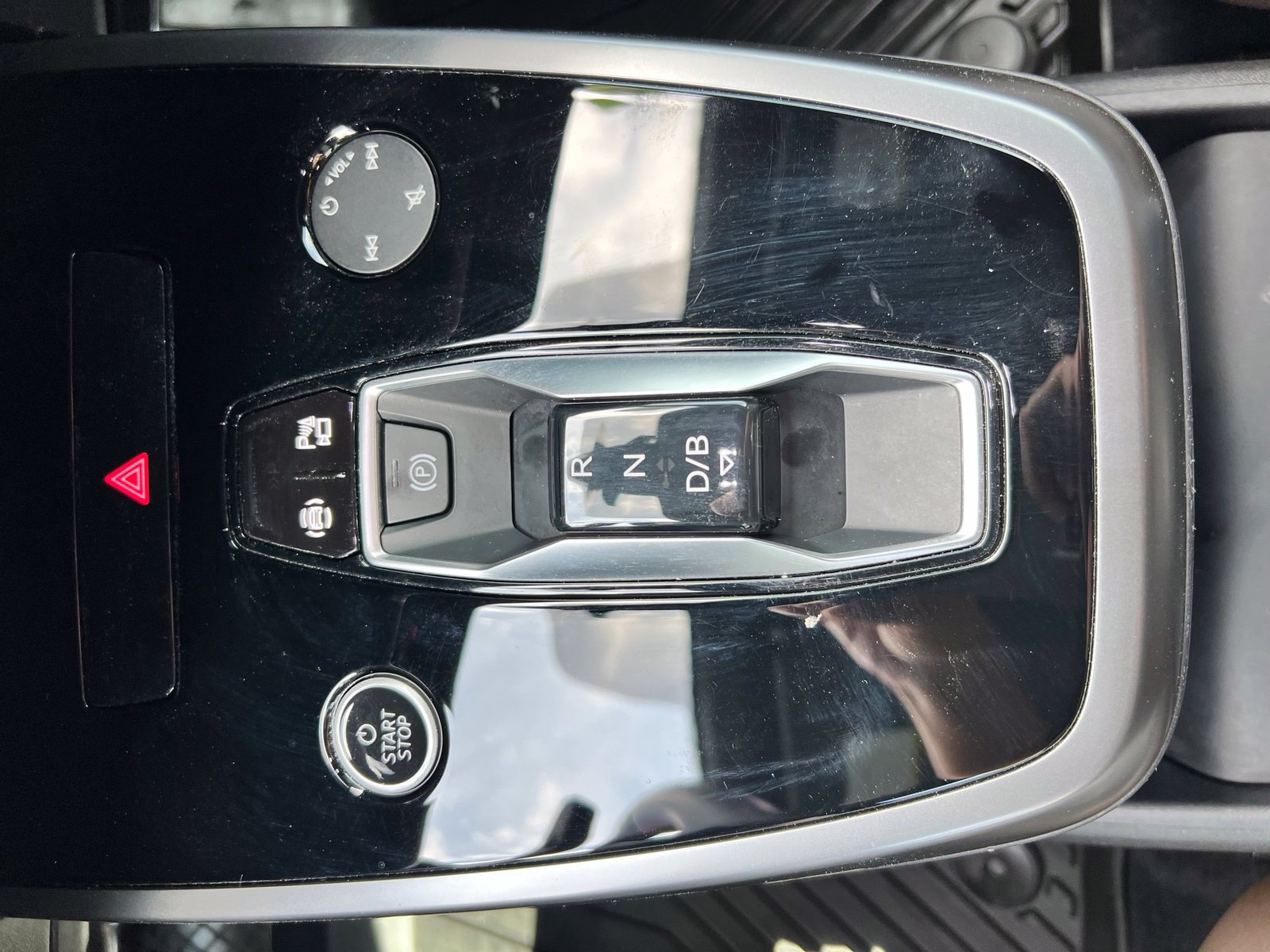 Used 2024 Audi Q4 e-tron Premium Plus RWD image 49