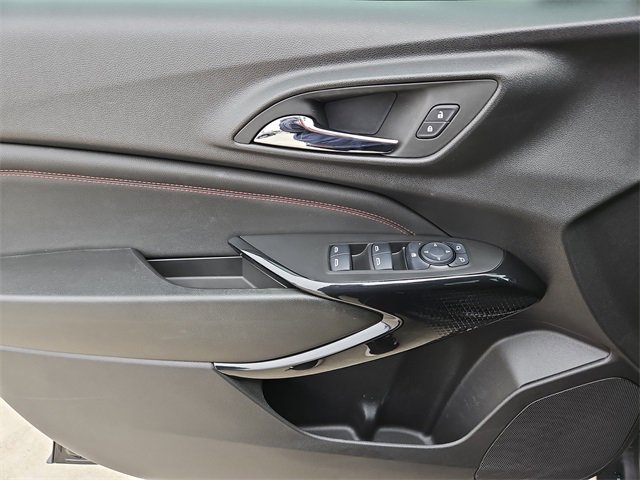 Used 2024 Chevrolet Trax RS image 17