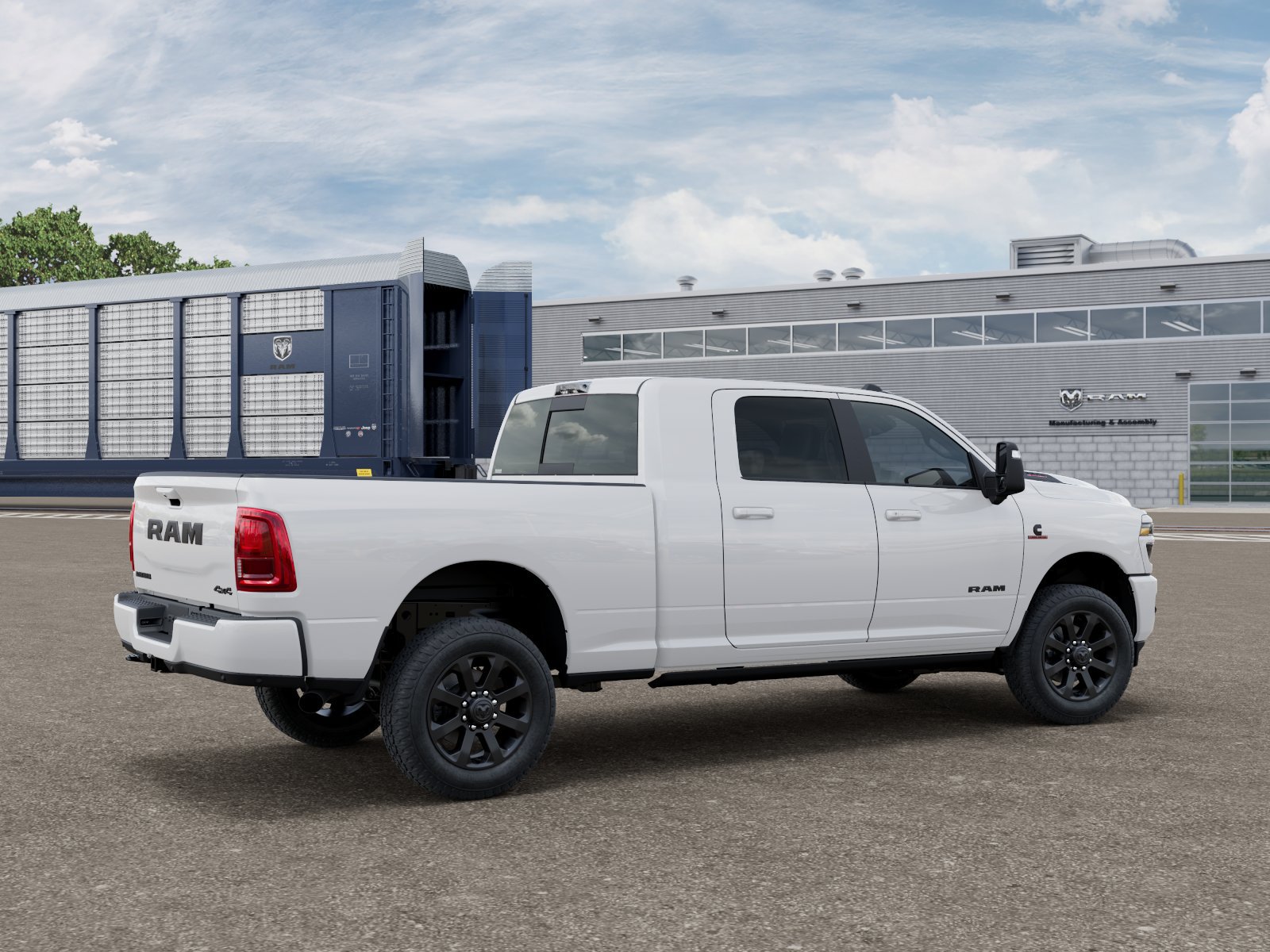 New 2026 RAM 3500 Laramie AWD/4WD image 4
