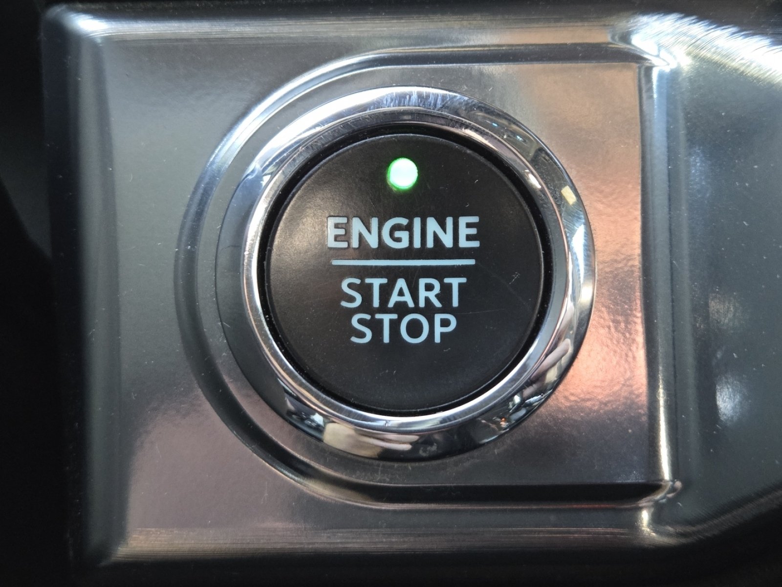 Used 2021 Ford F150 Lariat w/ Equipment Group 502A High AWD/4WD image 32