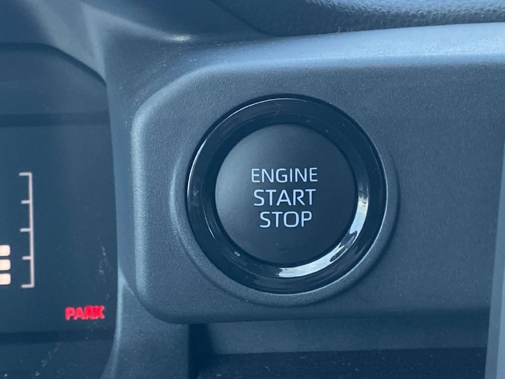 Used 2025 Toyota Tacoma SR5 RWD image 28