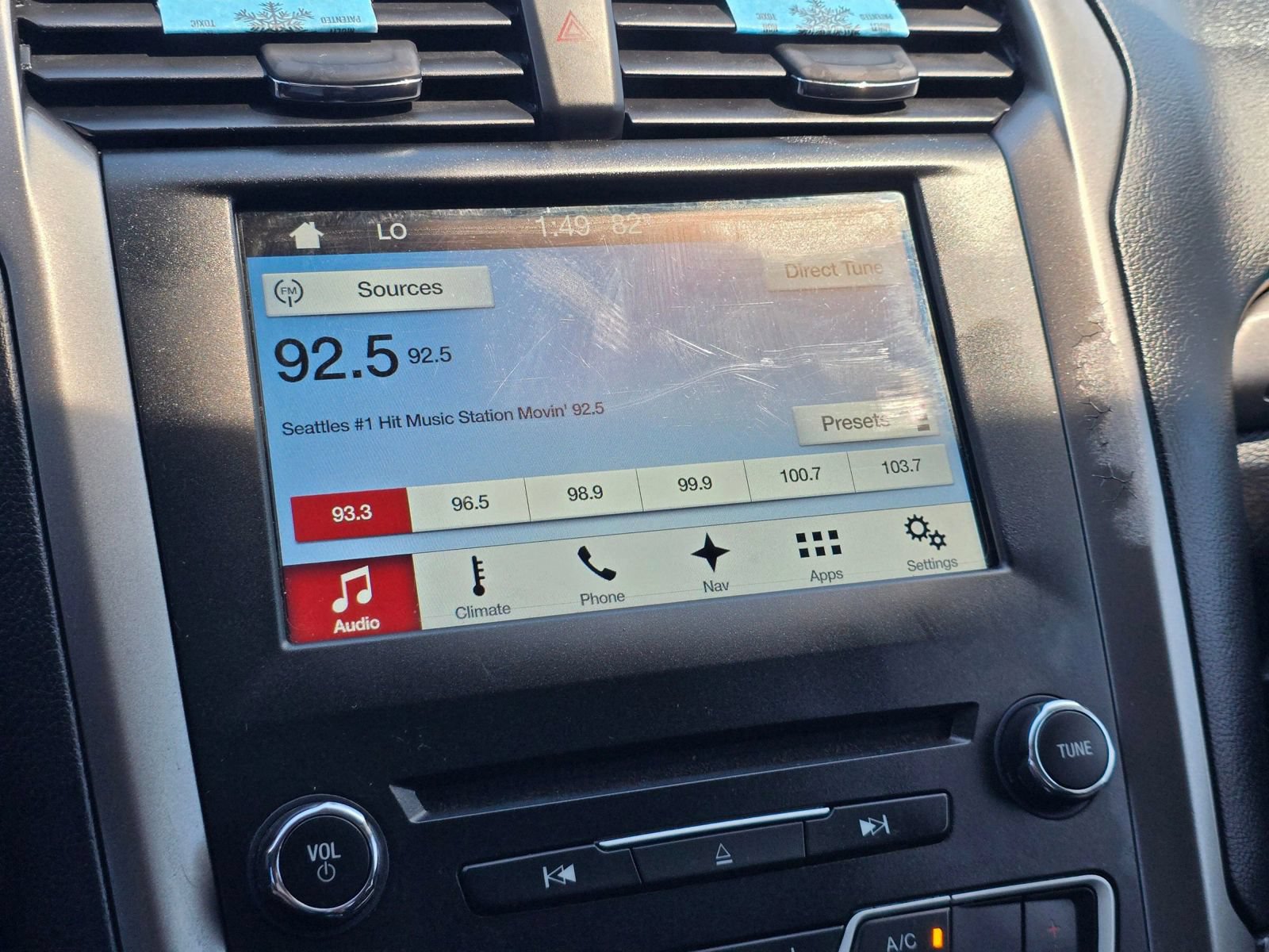 Used 2017 Ford Fusion SE w/ Fusion SE Technology Package FWD image 29