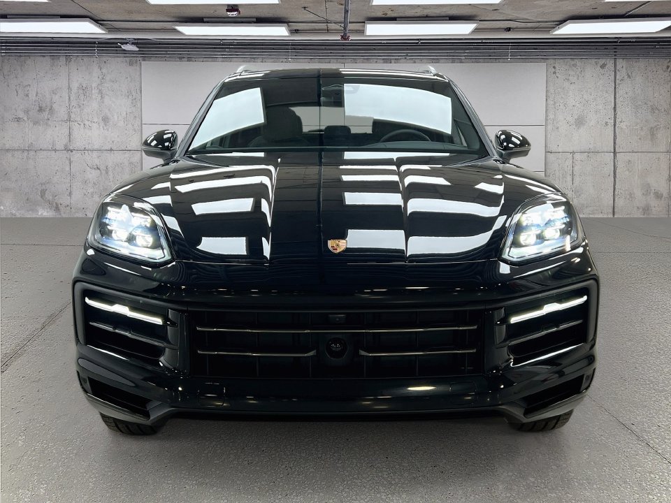 New 2026 Porsche Cayenne AWD/4WD image 6