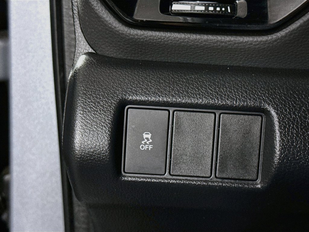 Used 2023 Honda Pilot Sport image 17
