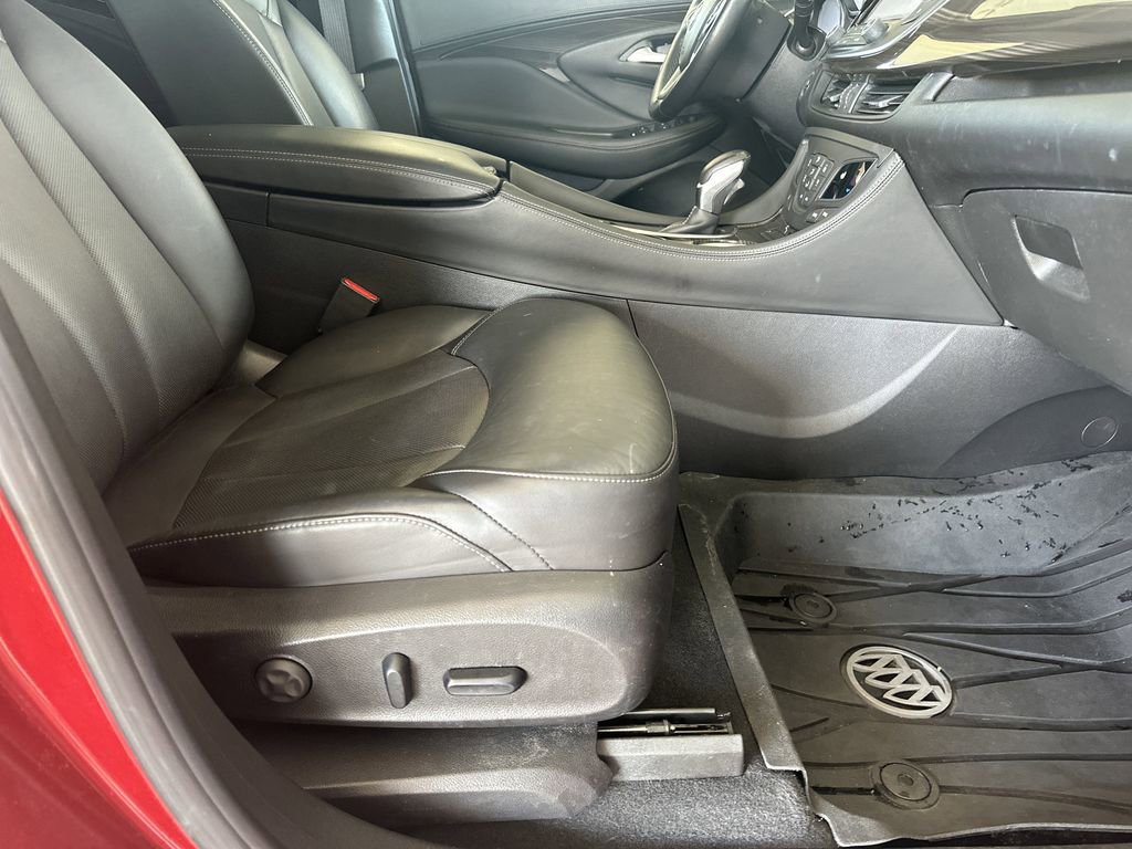 Used 2019 Buick Envision Essence image 38