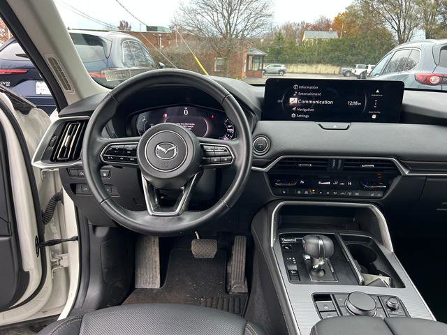 Certified 2025 MAZDA CX-70 Plug-In Hybrid w/ Premium Pkg image 13