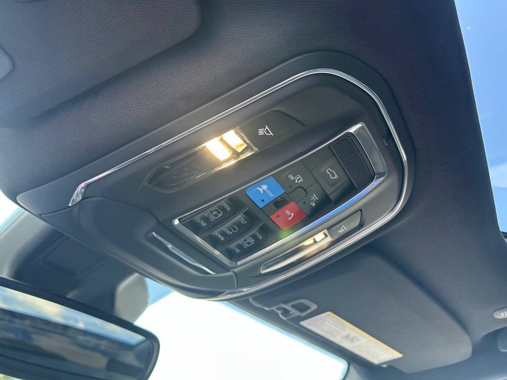 Certified 2024 Jeep Grand Cherokee Limited RWD image 44