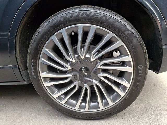 Used 2020 Lincoln Corsair Reserve w/ Equipment Group 201A image 4