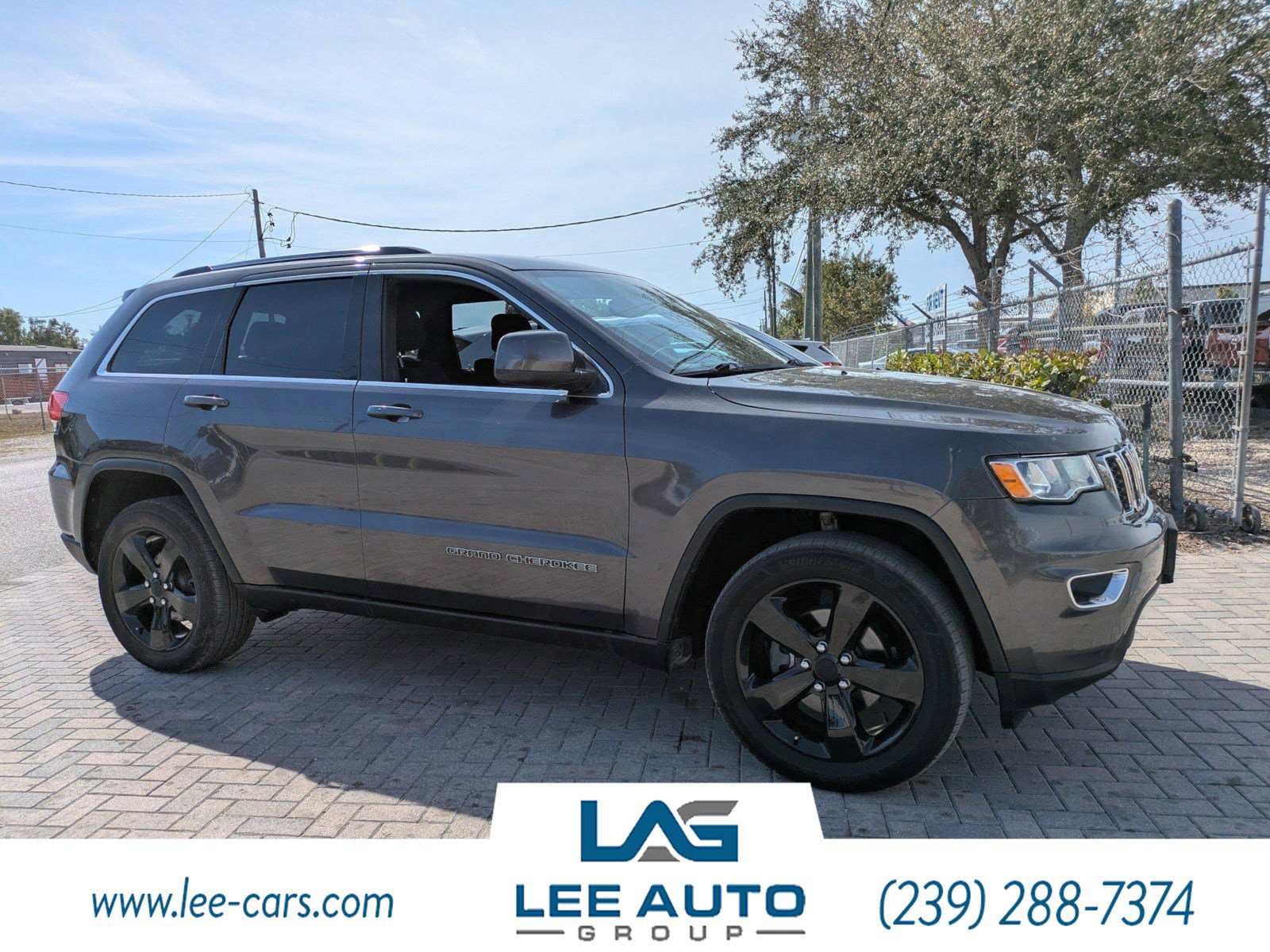 Used 2017 Jeep Grand Cherokee Laredo w/ Quick Order Package 23E