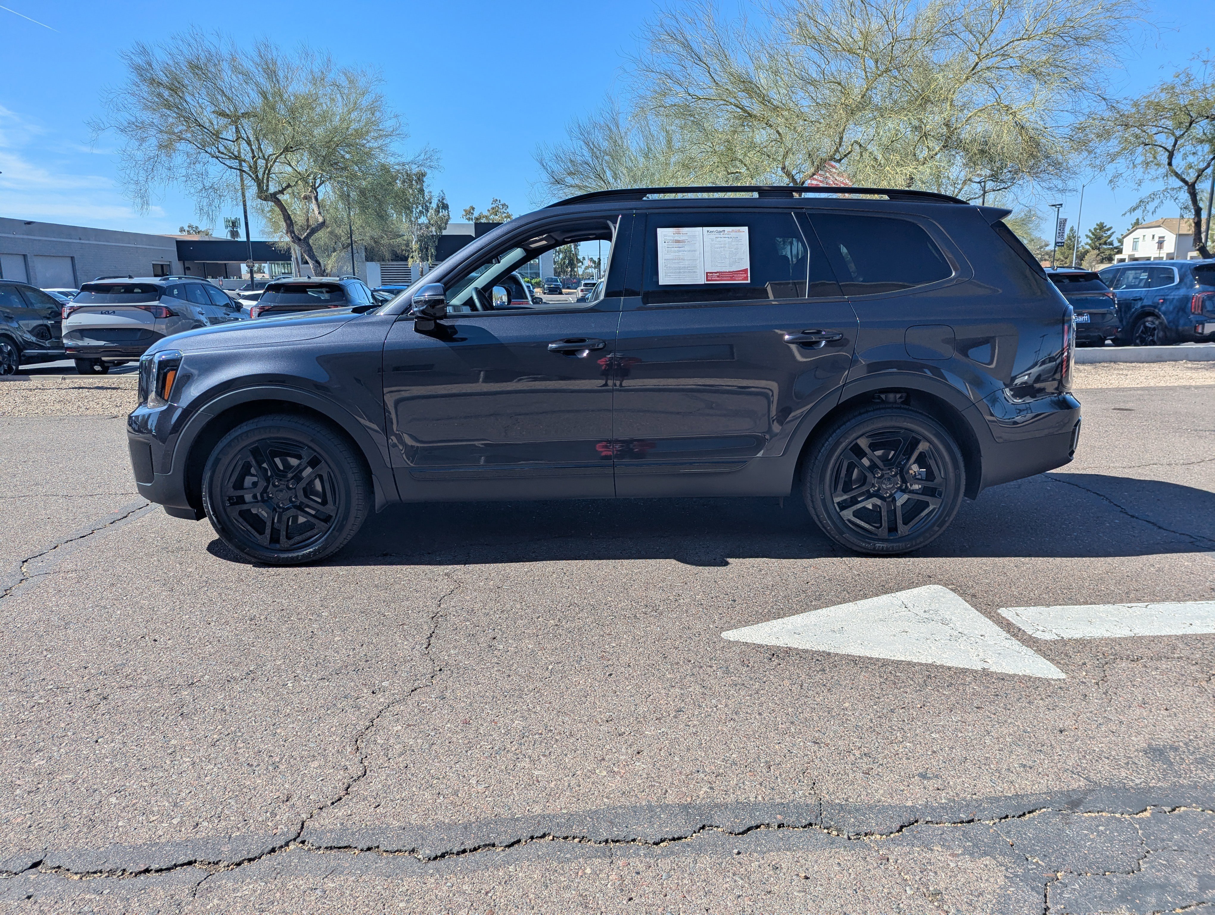 Used 2025 Kia Telluride SX X-Line image 5