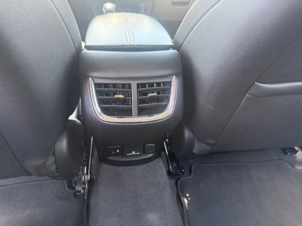 Used 2024 Chevrolet Malibu LT FWD image 32