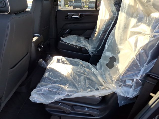 New 2027 Chevrolet Tahoe Premier w/ Sun And Tow Package AWD/4WD image 9