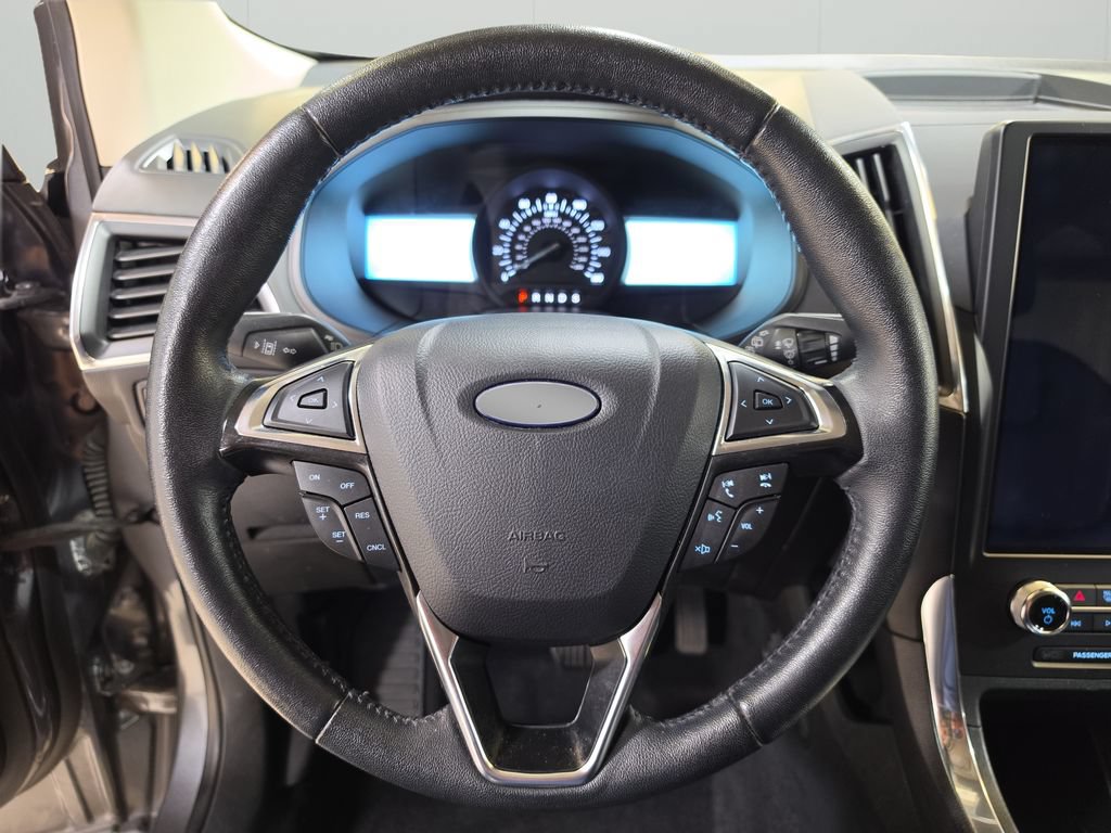 Used 2024 Ford Edge Titanium AWD/4WD image 19