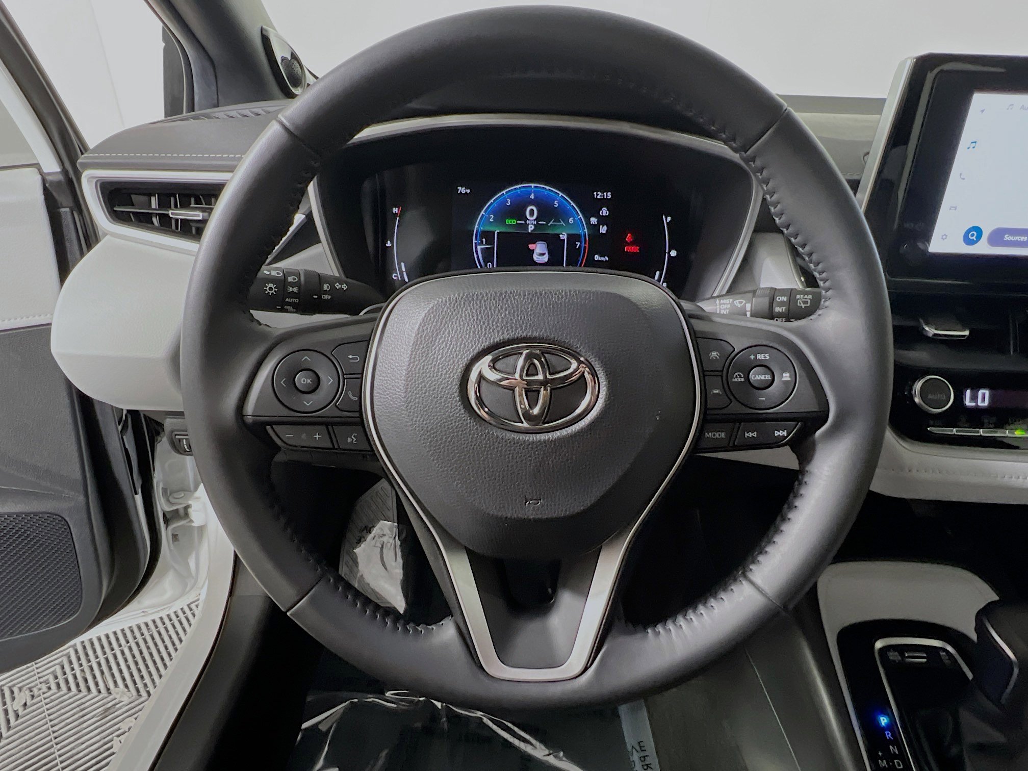 Used 2023 Toyota Corolla XSE image 18