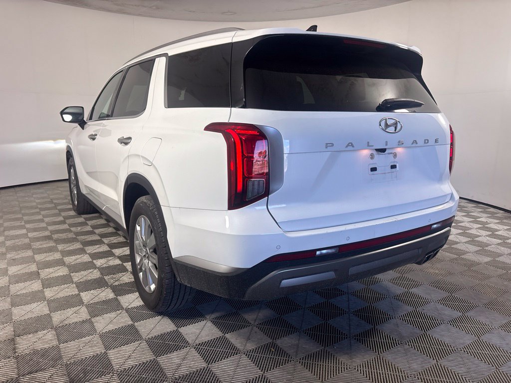 Used 2025 Hyundai Palisade SEL FWD image 5