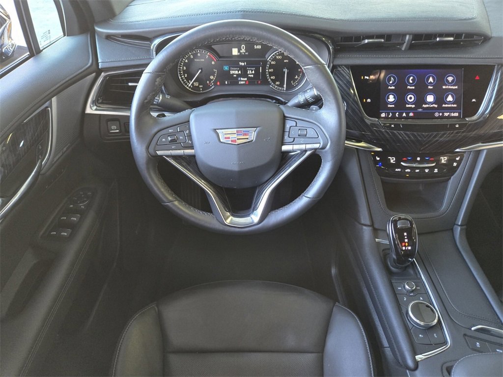 Used 2025 Cadillac XT6 Premium Luxury image 20