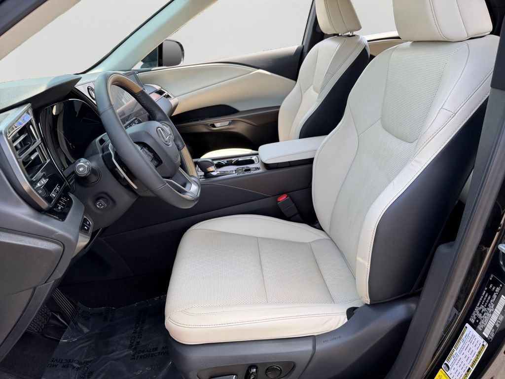 Used 2023 Lexus RX 350 Premium Plus w/ Cold Area Package AWD/4WD image 16