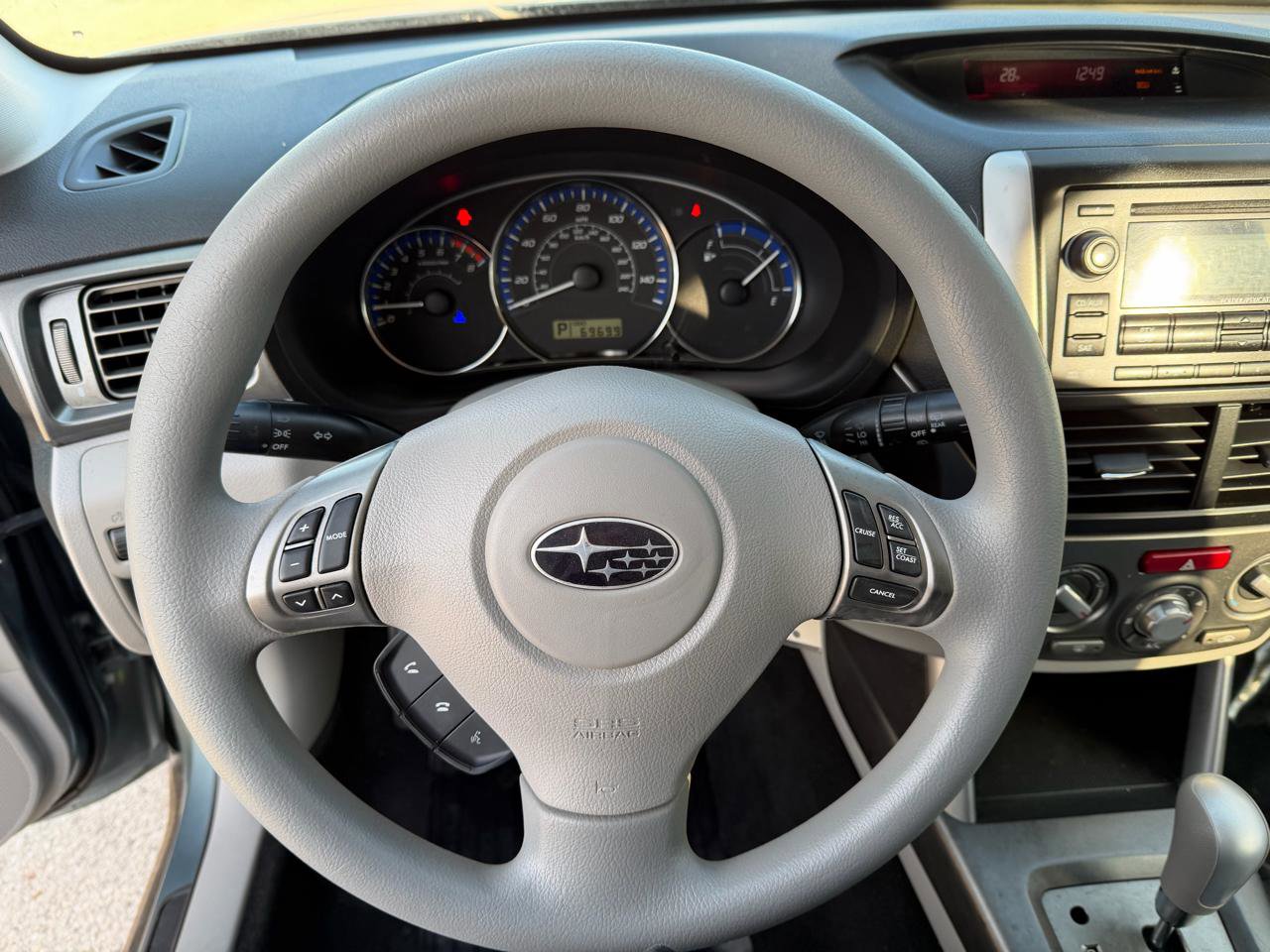 Used 2013 Subaru Forester 2.5X Premium AWD/4WD image 14