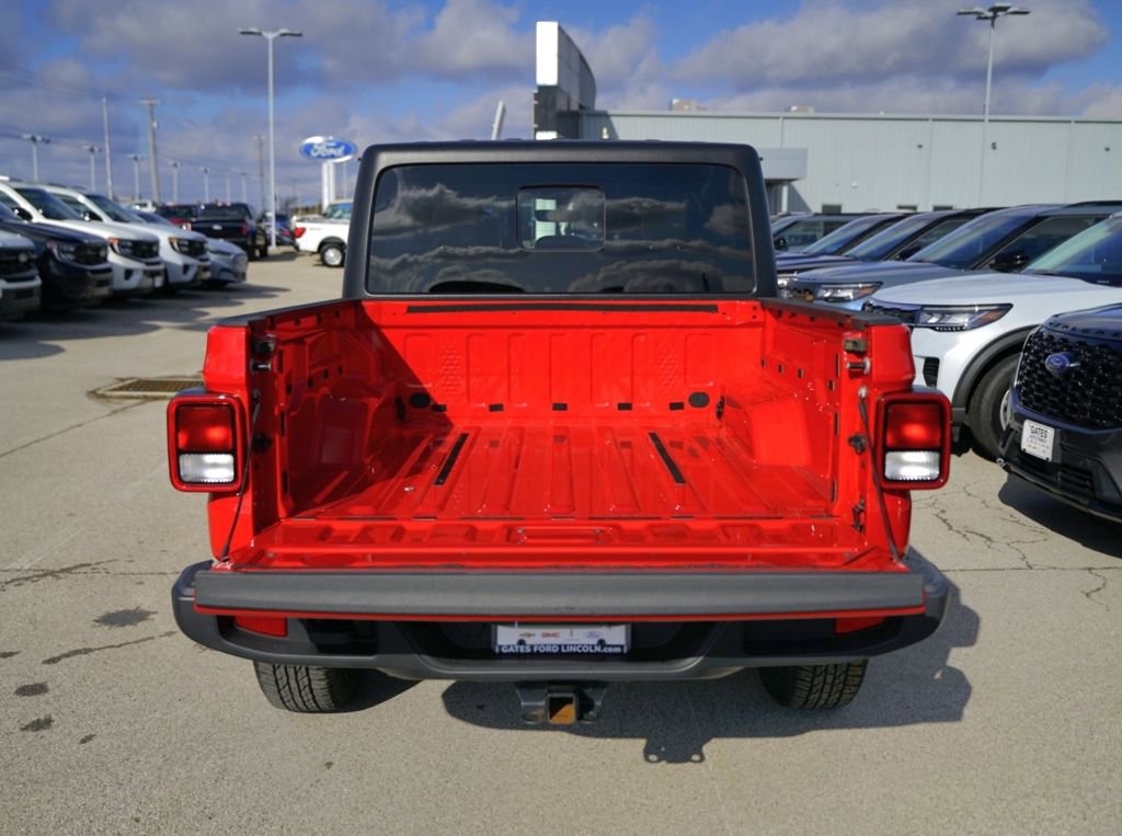 Used 2021 Jeep Gladiator Overland w/ Popular Equipment Package image 10